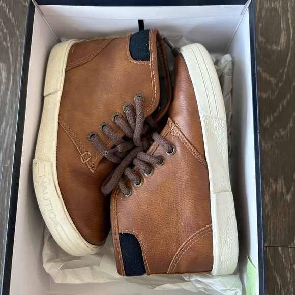 Toddler boy Nautica boots - Picture 1 of 7